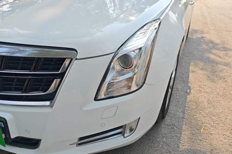 Used Cadillac XTS 2017 28T Elite Model Left Front Headlight