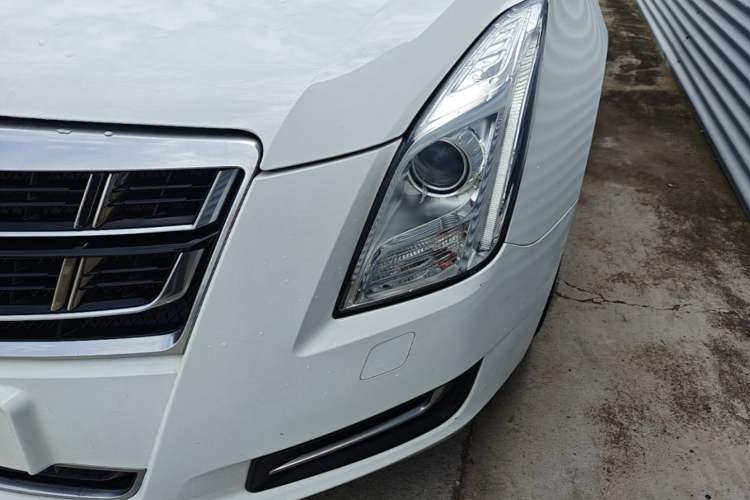 Used Cadillac XTS 2017 28T Tech Edition Left Front Headlight