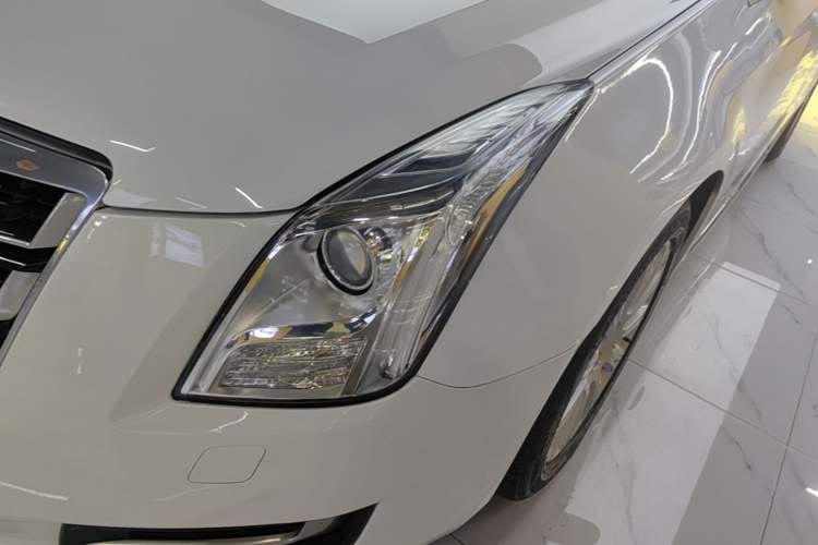 Used Cadillac XTS 2017 28T Tech Edition Left Front Headlight