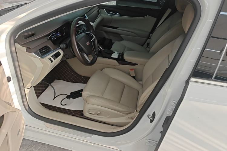 Used Cadillac XTS 2017 28T Tech Edition Left Front Seat