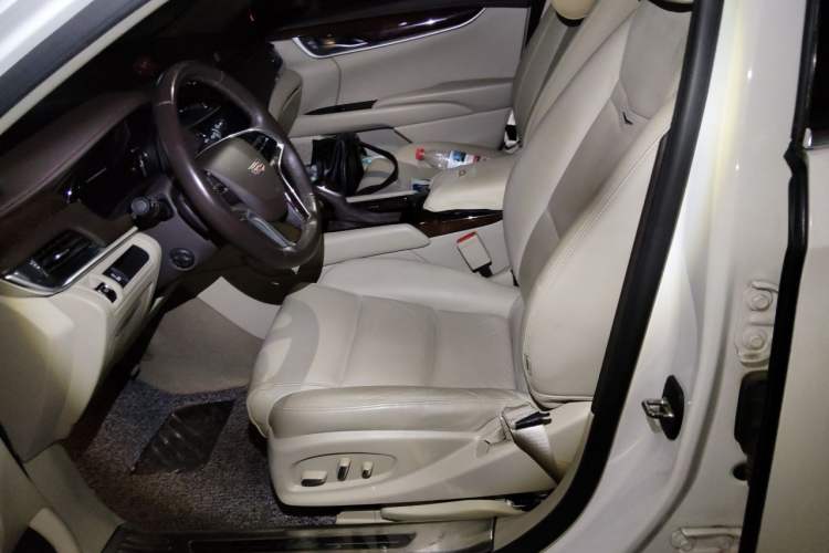 Used Cadillac XTS 2017 28T Tech Edition Left Front Seat