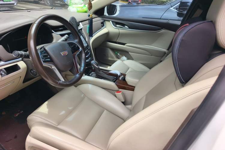 Used Cadillac XTS 2017 28T Tech Edition Left Front Seat