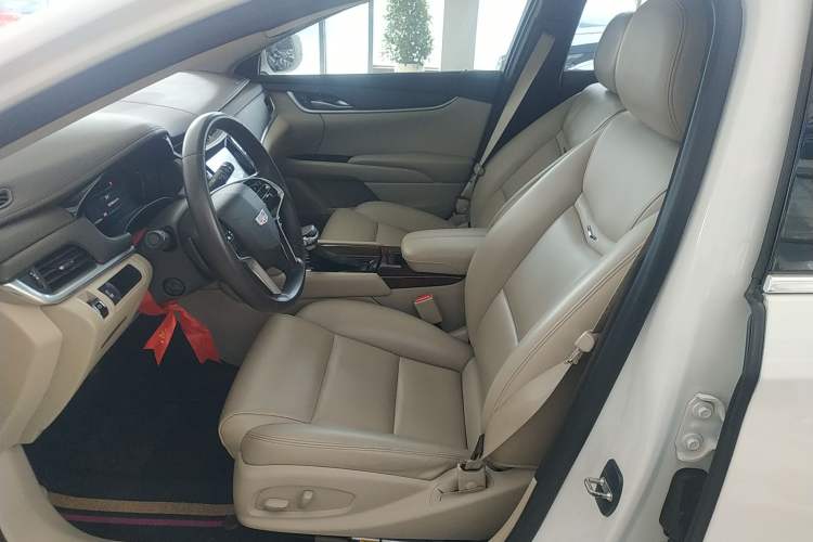Used Cadillac XTS 2017 28T Tech Edition Left Front Seat
