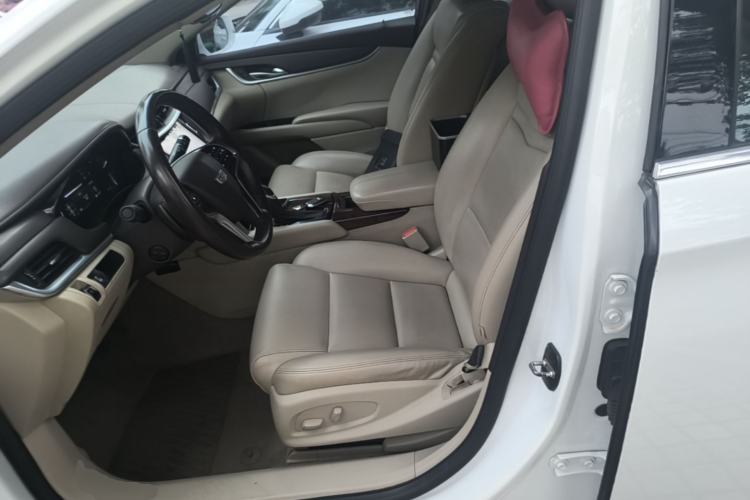 Used Cadillac XTS 2017 28T Tech Edition Left Front Seat