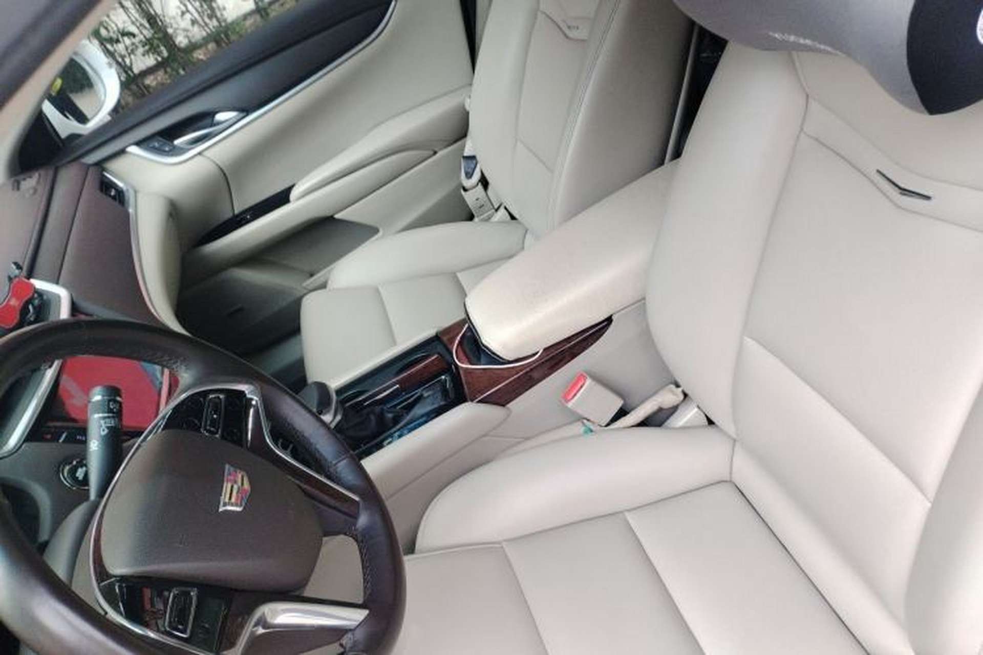 Used Cadillac XTS 2017 28T Tech Edition Left Front Seat