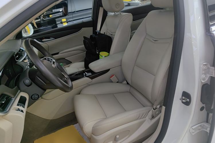 Used Cadillac XTS 2017 28T Tech Edition Left Front Seat