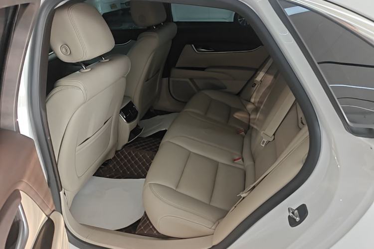 Used Cadillac XTS 2017 28T Tech Edition Left Rear Seat