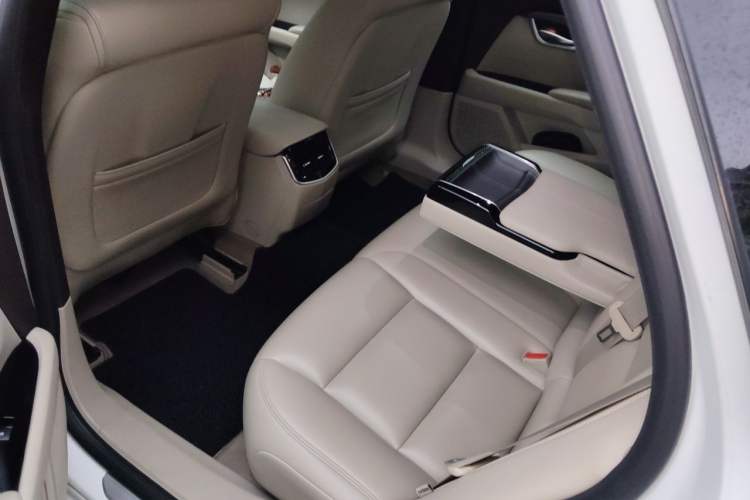 Used Cadillac XTS 2017 28T Tech Edition Left Rear Seat