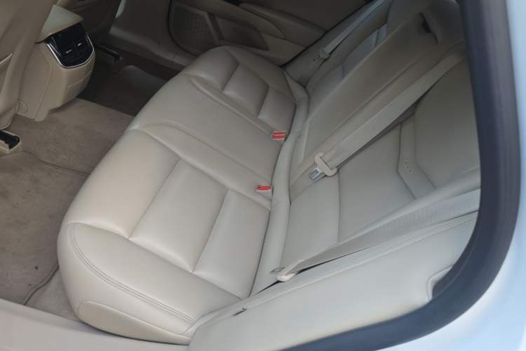 Used Cadillac XTS 2017 28T Tech Edition Left Rear Seat