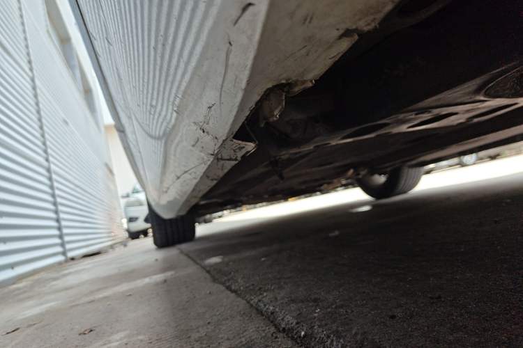 Used Cadillac XTS 2017 28T Tech Edition Left Side Sill