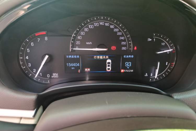 Used Cadillac XTS 2017 28T Tech Edition Odometer Close Up