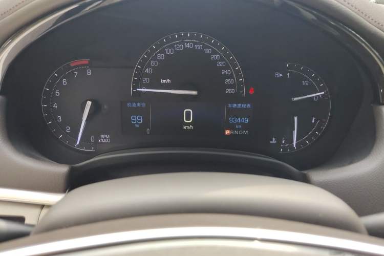Used Cadillac XTS 2017 28T Tech Edition Odometer Close Up