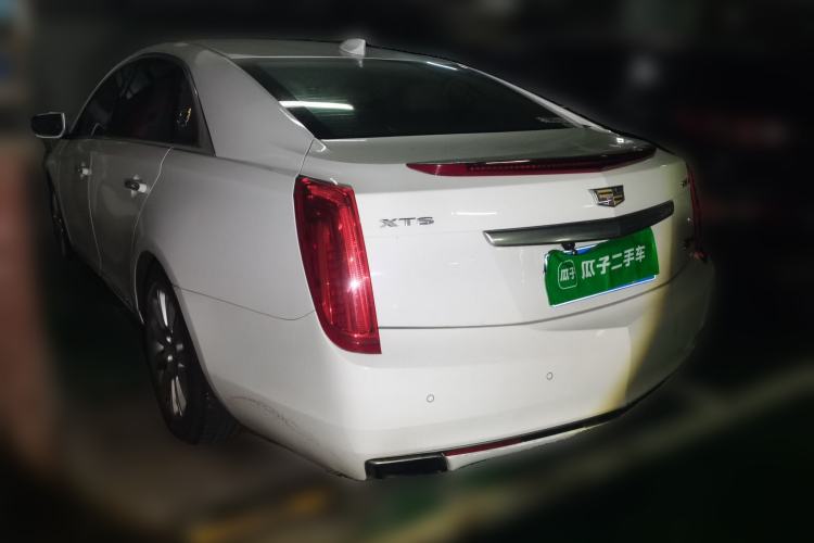 Used Cadillac XTS 2017 28T Tech Edition Rear Left 45 Deg