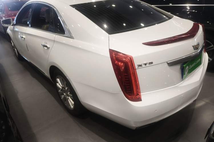 Used Cadillac XTS 2017 28T Elite Model Rear Left 45 Deg
