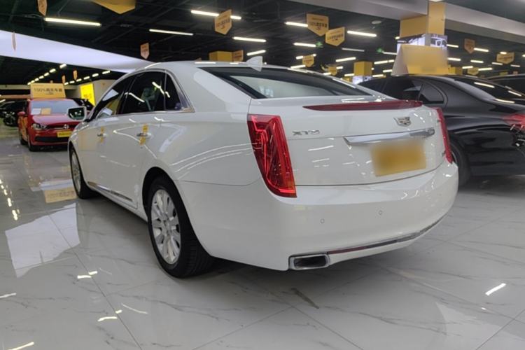 Used Cadillac XTS 2017 28T Tech Edition Rear Left 45 Deg