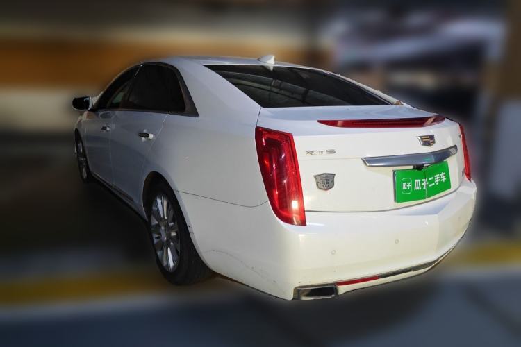 Used Cadillac XTS 2017 28T Tech Edition Rear Left 45 Deg