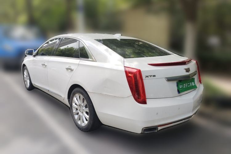 Used Cadillac XTS 2017 28T Tech Edition Rear Left 45 Deg