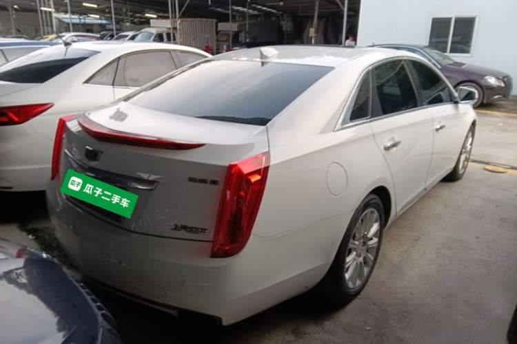 Used Cadillac XTS 2017 28T Tech Edition Rear Right 45 Deg
