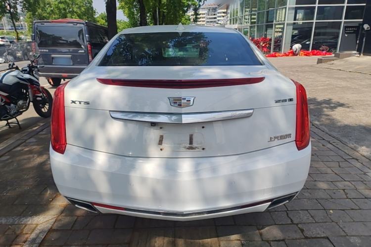 Used Cadillac XTS 2017 28T Elite Model Rear