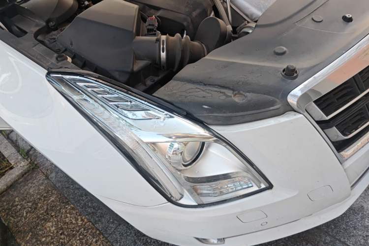Used Cadillac XTS 2017 28T Elite Model Right Front Headlight