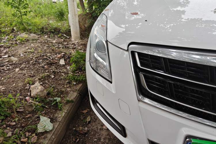 Used Cadillac XTS 2017 28T Tech Edition Right Front Headlight