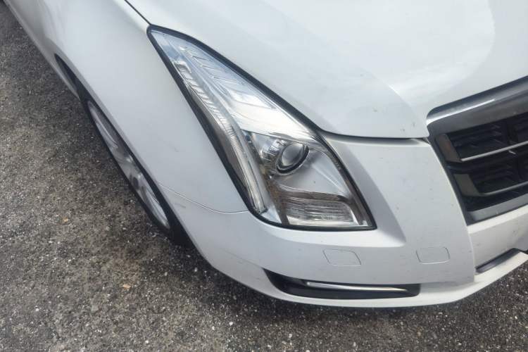 Used Cadillac XTS 2017 28T Luxury Model Right Front Headlight