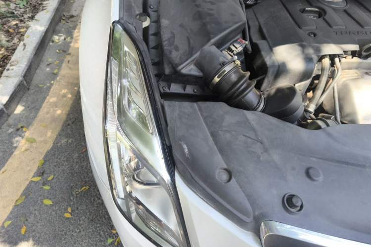 Used Cadillac XTS 2017 28T Elite Model Right Front Headlight