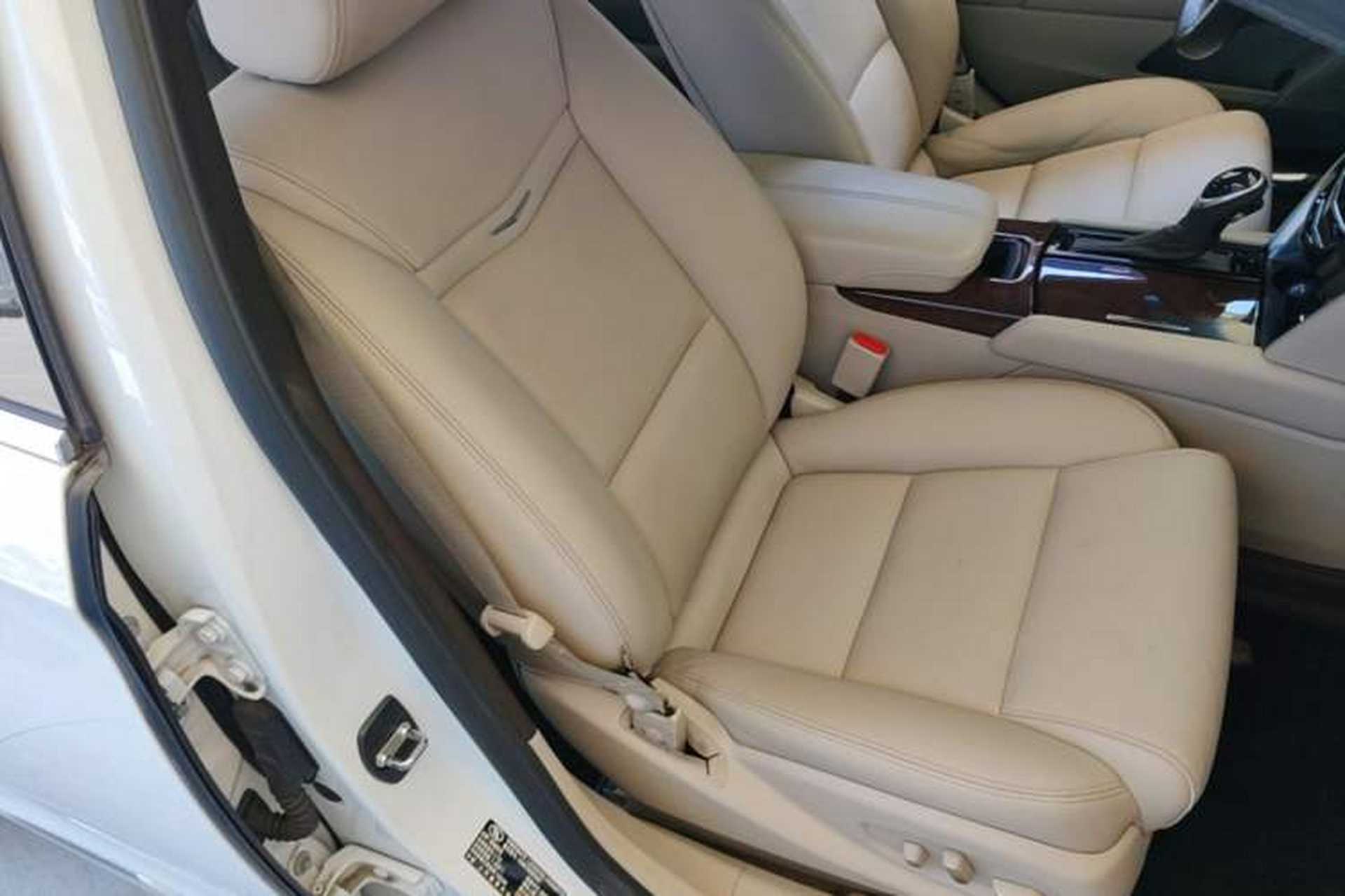 Used Cadillac XTS 2017 28T Elite Model Right Front Seat