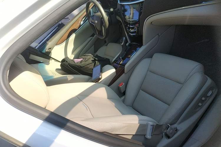 Used Cadillac XTS 2017 28T Elite Model Right Front Seat