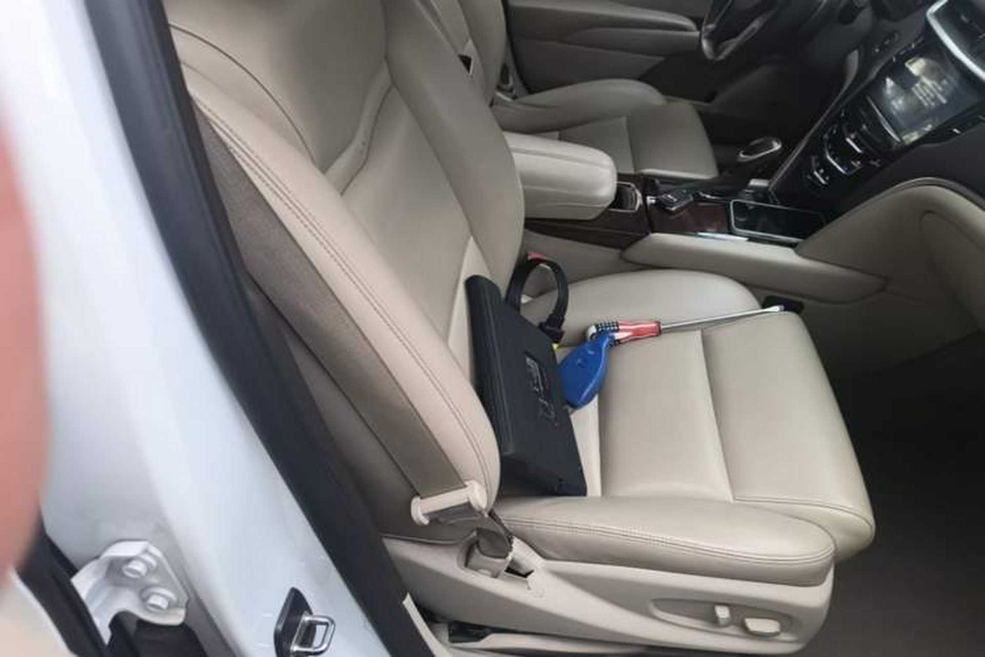 Used Cadillac XTS 2017 28T Tech Edition Right Front Seat