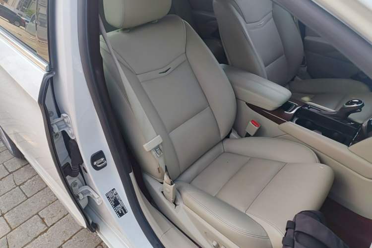 Used Cadillac XTS 2017 28T Elite Model Right Front Seat