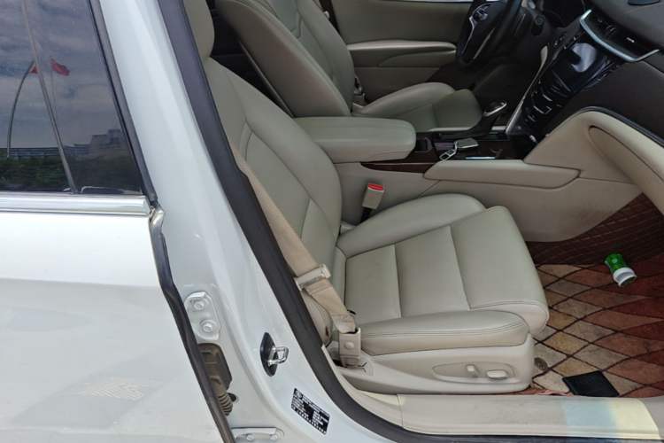 Used Cadillac XTS 2017 28T Tech Edition Right Front Seat