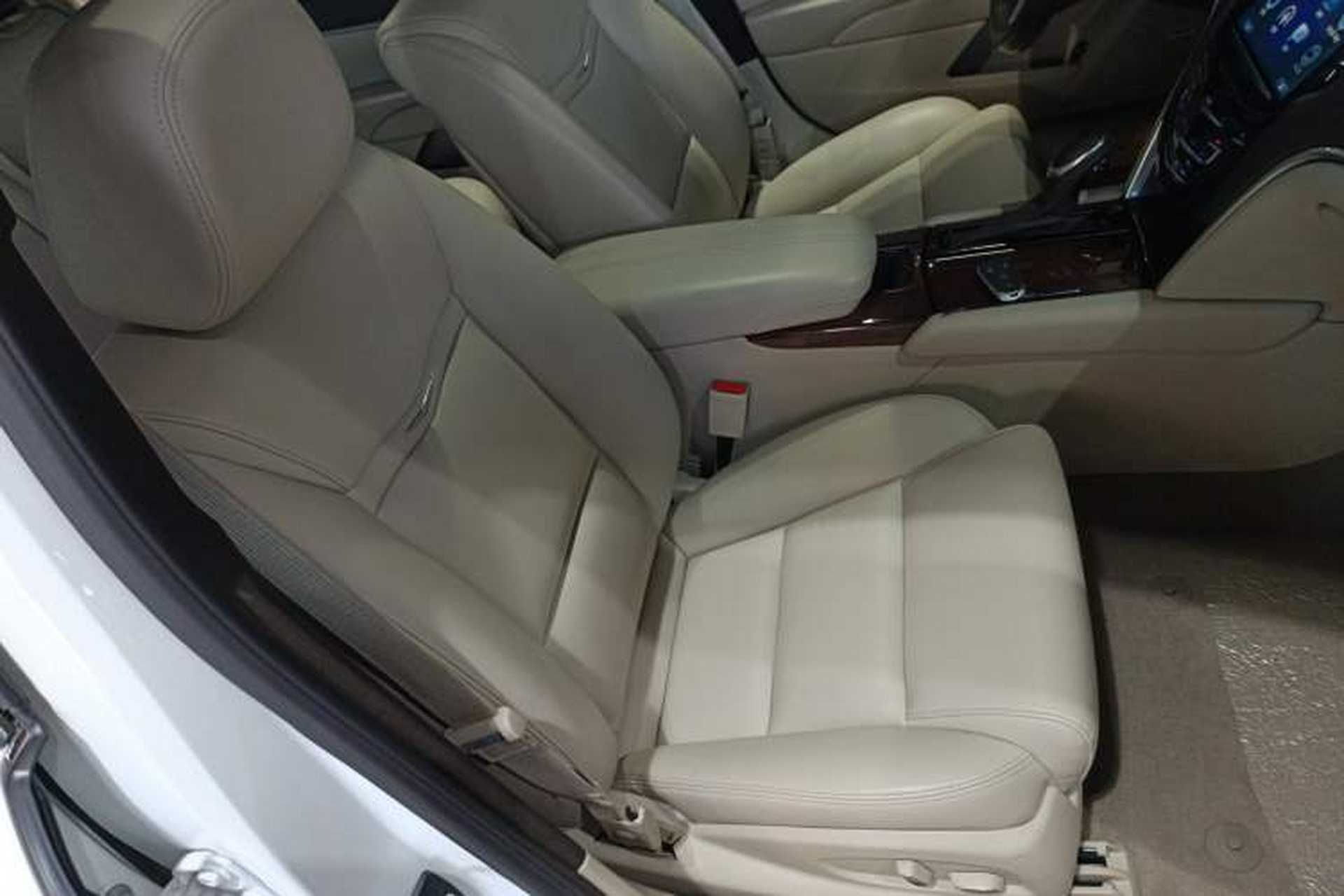 Used Cadillac XTS 2017 28T Tech Edition Right Front Seat