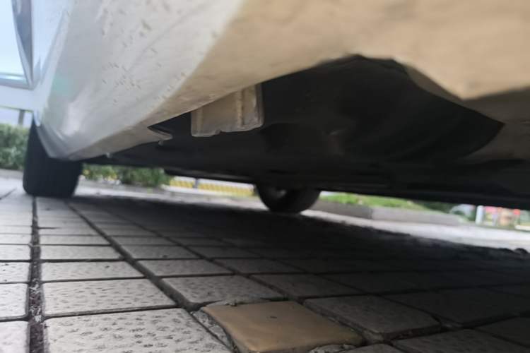 Used Cadillac XTS 2017 28T Tech Edition Right Side Sill