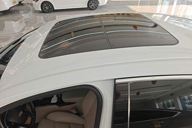 Used Cadillac XTS 2017 28T Tech Edition Roof