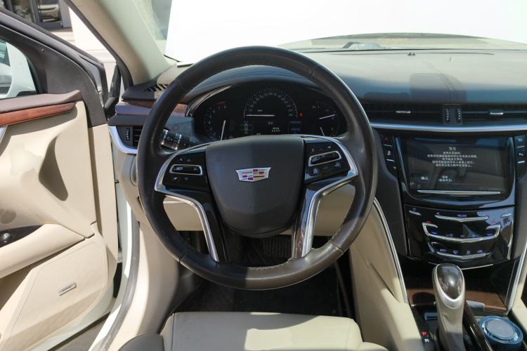 Used Cadillac XTS 2017 28T Elite Model Steering Wheel