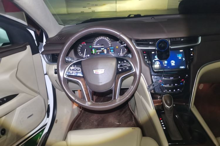 Used Cadillac XTS 2017 28T Tech Edition Steering Wheel