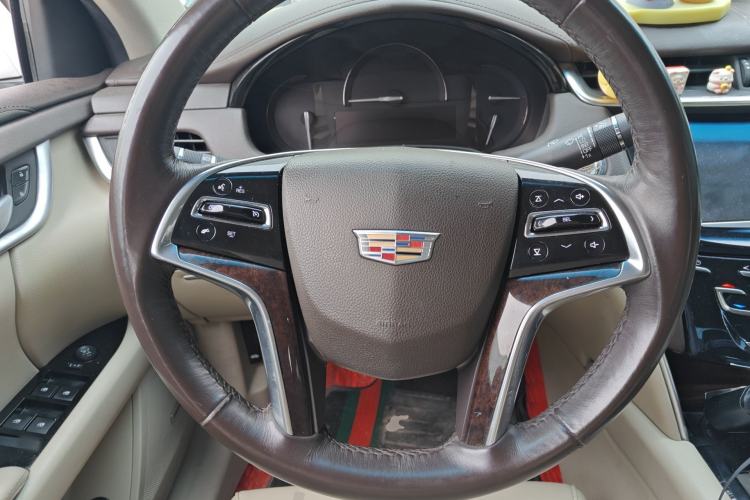 Used Cadillac XTS 2017 28T Tech Edition Steering Wheel