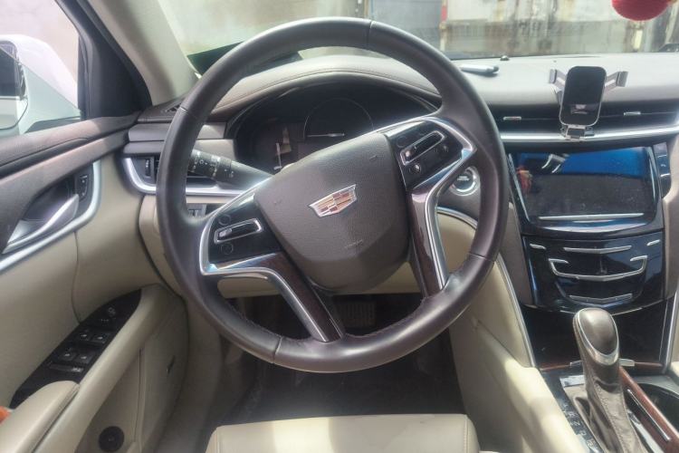 Used Cadillac XTS 2017 28T Luxury Model Steering Wheel