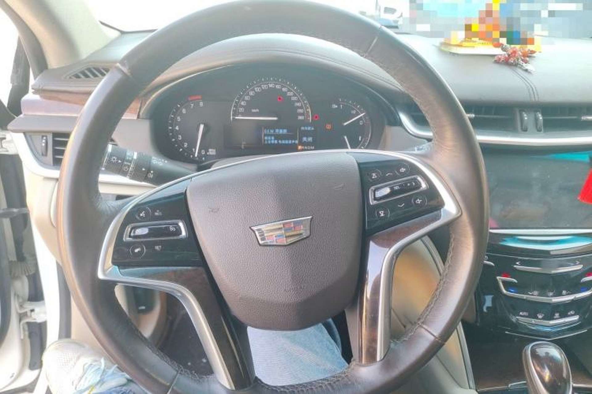 Used Cadillac XTS 2017 28T Elite Model Steering Wheel