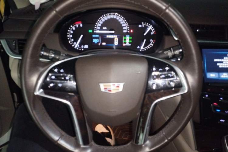 Used Cadillac XTS 2017 28T Tech Edition Steering Wheel