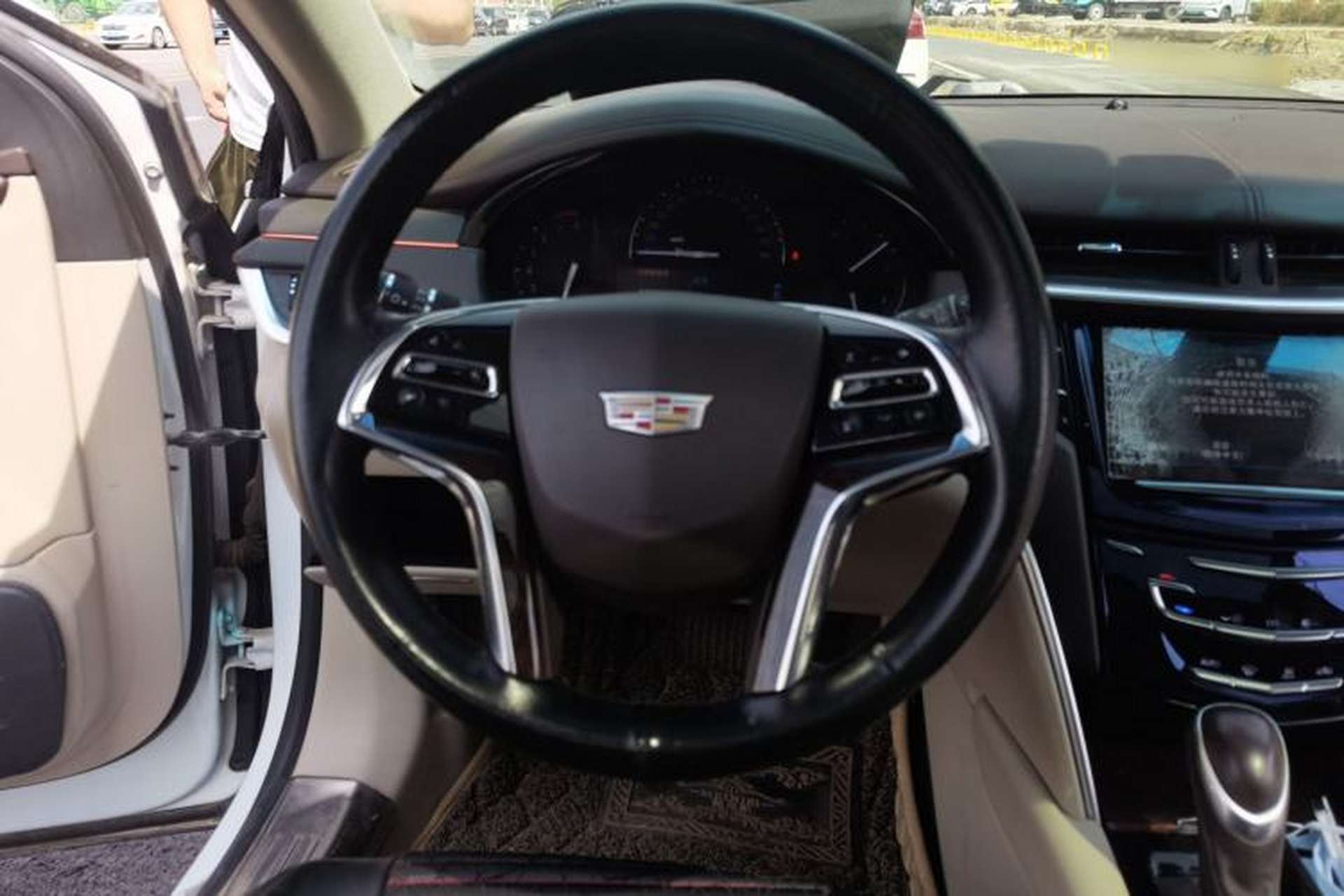 Used Cadillac XTS 2017 28T Tech Edition Steering Wheel