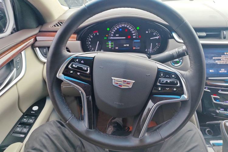 Used Cadillac XTS 2017 28T Elite Model Steering Wheel