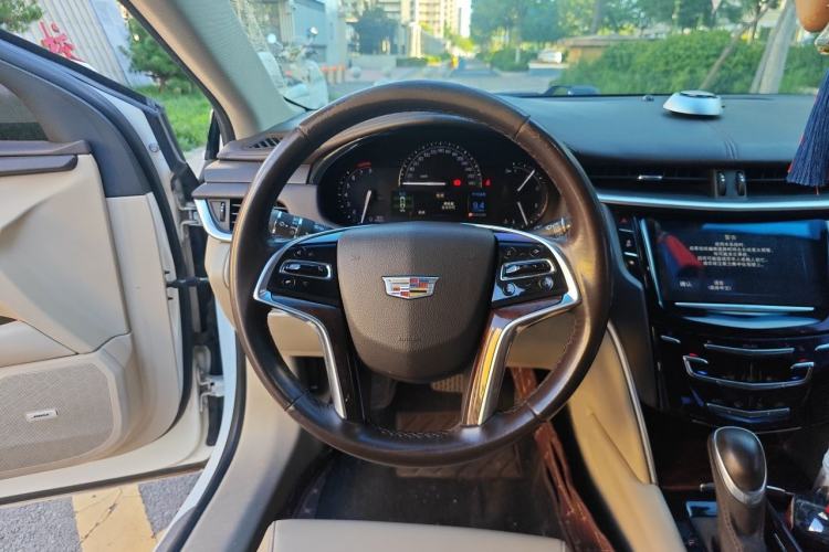 Used Cadillac XTS 2017 28T Tech Edition Steering Wheel