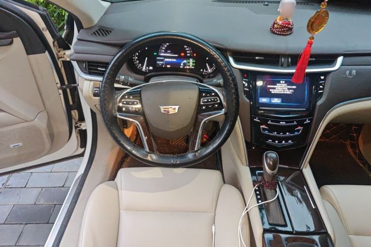 Used Cadillac XTS 2017 28T Tech Edition Steering Wheel