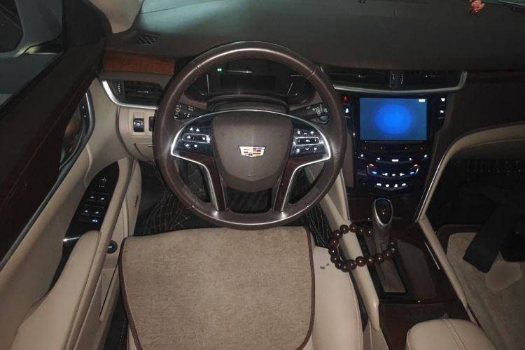 Used Cadillac XTS 2017 28T Elite Model Steering Wheel