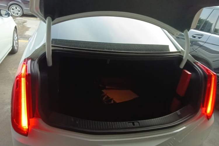 Used Cadillac XTS 2017 28T Tech Edition Trunk
