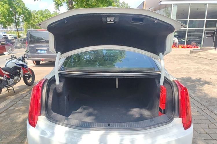 Used Cadillac XTS 2017 28T Elite Model Trunk