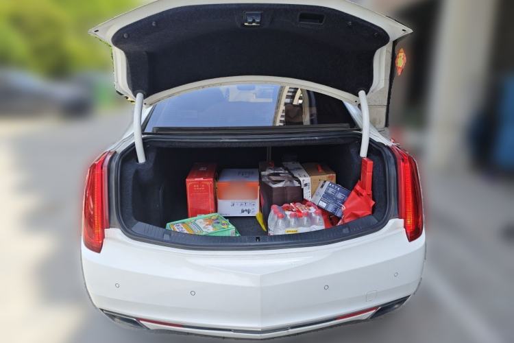 Used Cadillac XTS 2017 28T Elite Model Trunk