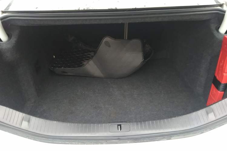 Used Cadillac XTS 2017 28T Tech Edition Trunk